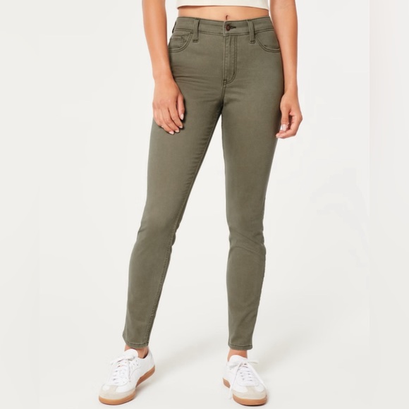 Hollister Denim - Hollister High-Rise Olive Green Super Skinny Jeans size 4/5L